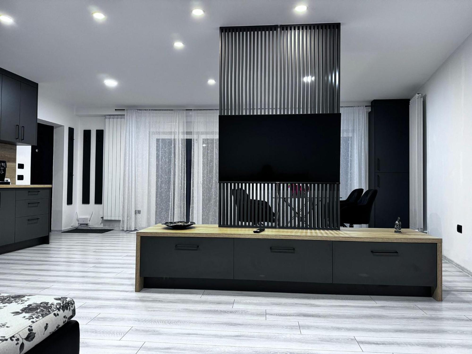 Whitehouse2 Apartment Arad Bagian luar foto
